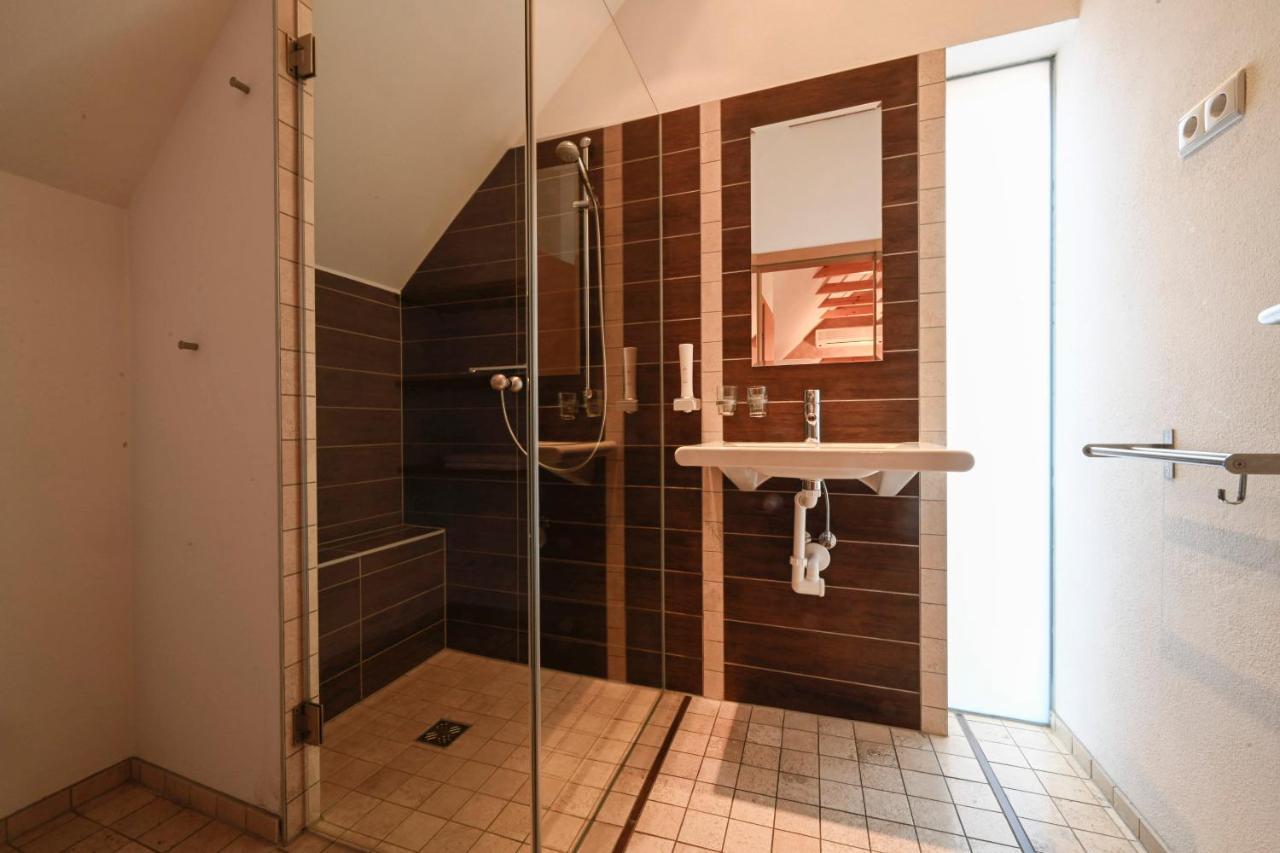 Winzerhof Kiss Hotell Jois Exteriör bild